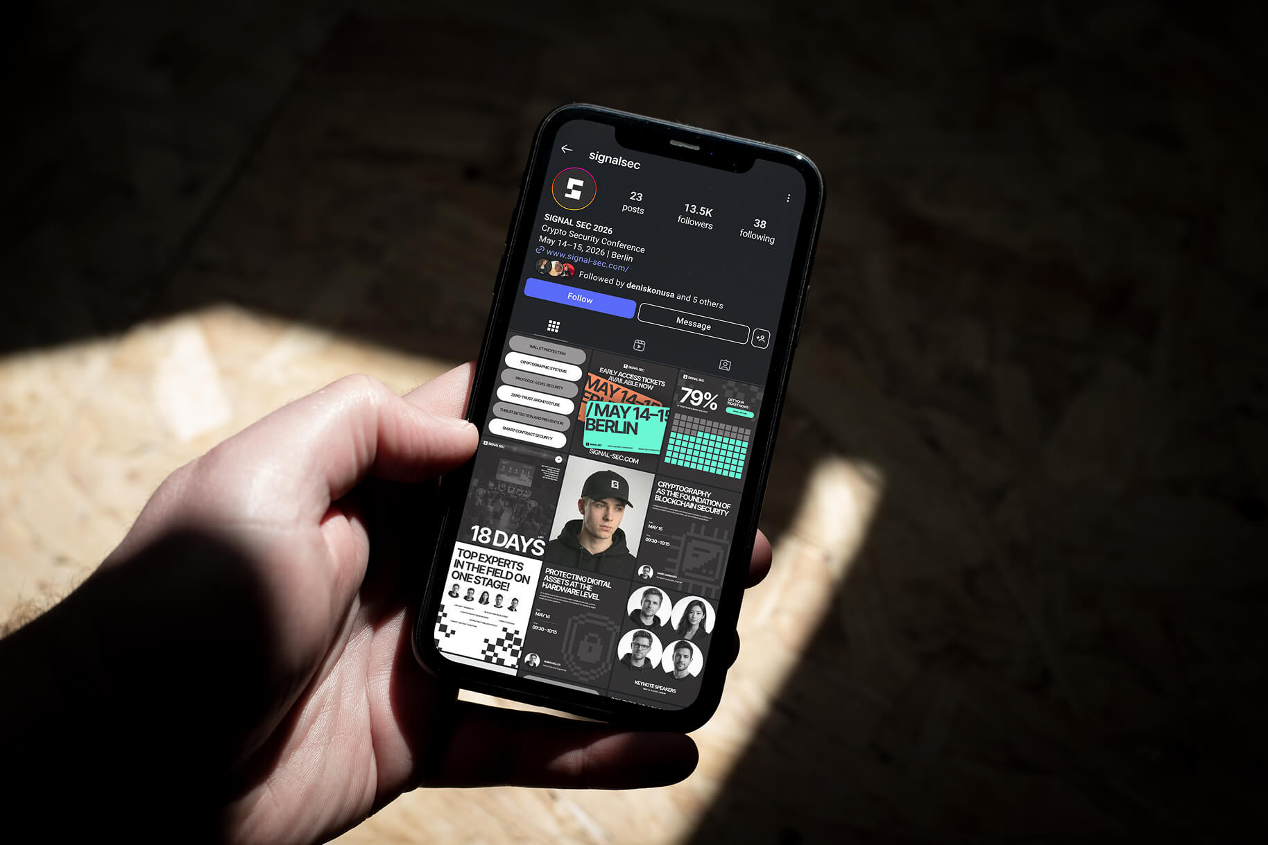 Signal Sec — mobile interface mockup
